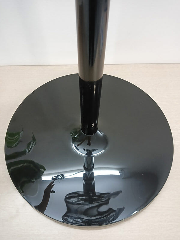 Chân đế của quạt cây đứng Midea FS40-23MR